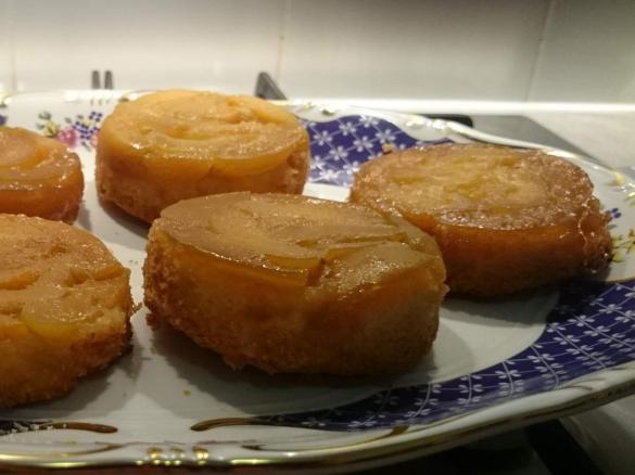 Mini upside down apricot cakes