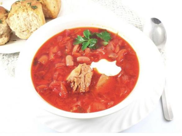 Ira's Borsch (Beetroot Soup)