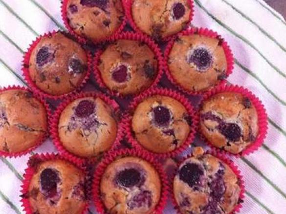 White Chocolate & Raspberry Muffins (Dairy Free options)
