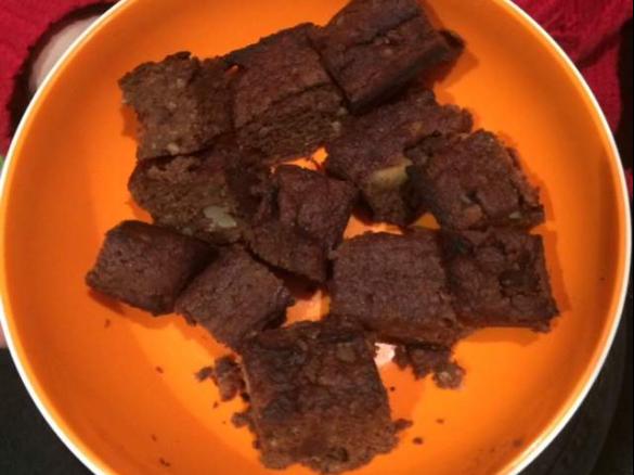 Sweet Potato & Macadamia Choc Brownies (Gluten free, Dairy free, Fructose Free)