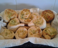 Triple Cheese, Herb and Garlic Scrolls