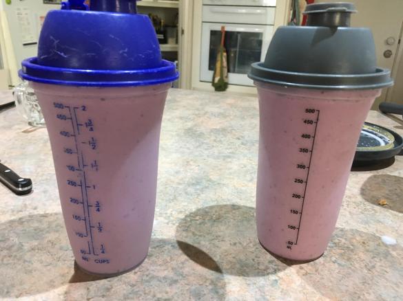 Berry and Banana Breakfast Smoothie