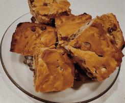 White Chocolate Macadamia Cookie Slice