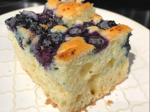 Quick & Easy Blueberry Cake