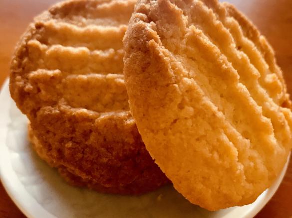 Coconut lemon biscuits