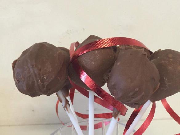 Tim Tam Cheesecake Surprise Balls