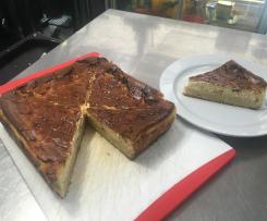 PASSIONFRUIT CHEESECAKE SLICE