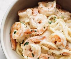 Creamy Garlic Prawn Spaghetti