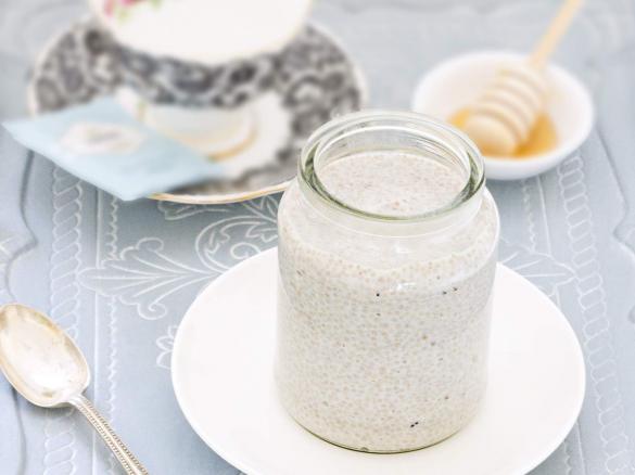 Vanilla Chia Seed Porridge / Pudding