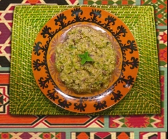 Moroccan-inspired zucchini salad