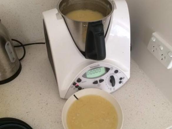 Easy chicken corn soup 