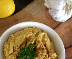 Hemp seed korma hummus