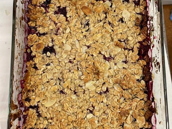 Berry Breakfast Crumble
