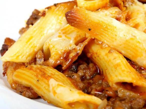 Mince & veggie pasta bake