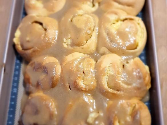 Lemon Curd & Cream Cheese Scrolls with Vanilla glaze