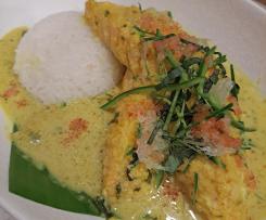 Coconut Lime Salmon steamed in Banana Leaves