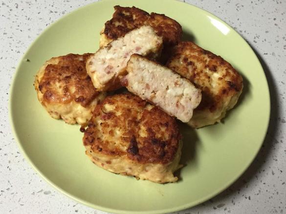 Chicken, chorizo and haloumi patty