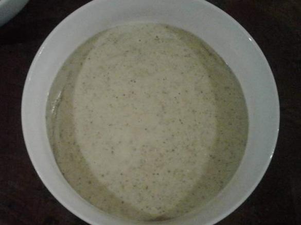  Creamy broccoli and bacon soup