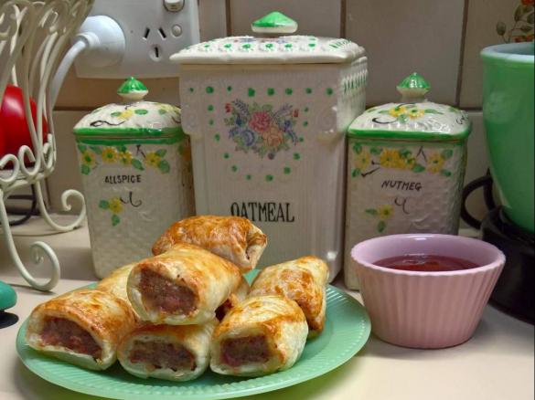 Pork and Veal, Bacon and Herb Sausage rolls 
