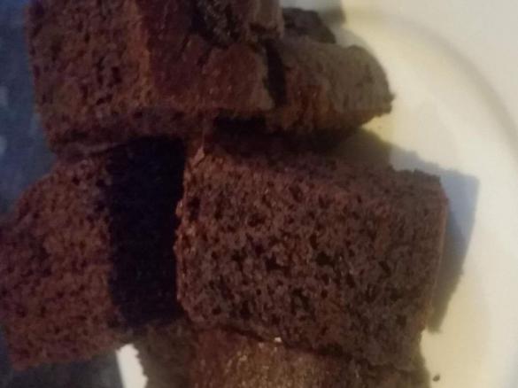 Chocolate Cake (with jam)