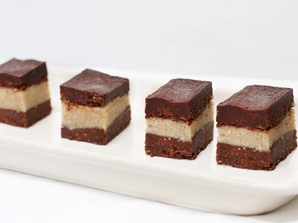 Raw Peppermint Slice