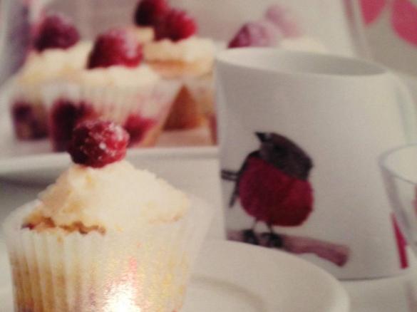 Semolina Berry Cupcakes