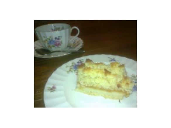 Apricot & Macaroon Slice