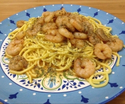 HOT AND SPICY PRAWNS WITH FRIED HOKKIEN NOODLES