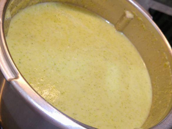 Broccoli & Blue Cheese Soup