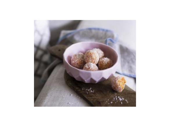 Gluten free Apricot and coconut balls