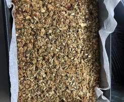 Seeded nut slice (chiyo)