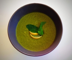Broccolini, Kale & Mint Soup