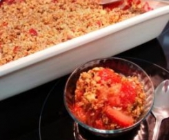 Strawberry and Rhubarb Crumble