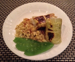 Pork and chicken Pesto Parcels with Cauliflower "Rice" and steamed Snow Peas