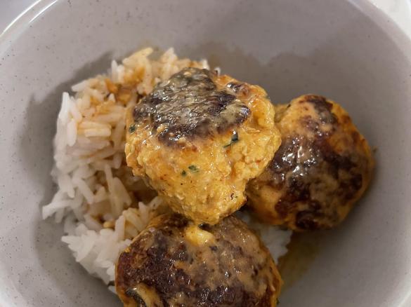 COCONUT CURRY TURKEY MEATBALLS