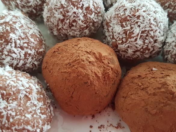 Cherry Ripe Truffles