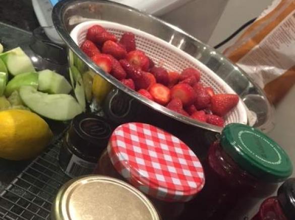 Strawberry, apple & lemon jam