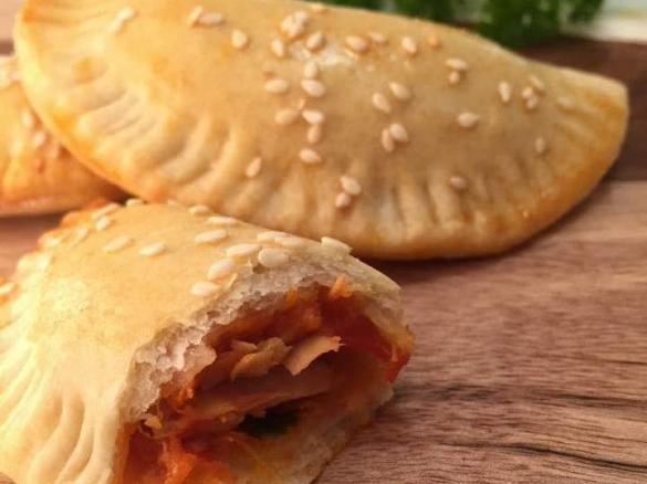 Tuna, tomato & capsicum empanadas
