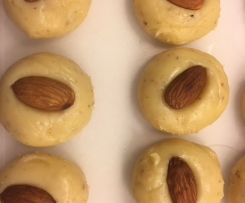 Milk Peda (Doodh Peda)