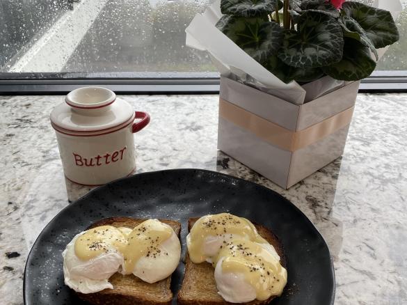 Poached Eggs using Egg Boiler Mode