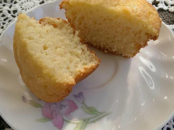 30 Second Lemon Cupcakes