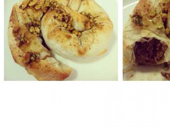 Lamb, cinnamon & date filo pies with honey pistachio dressing