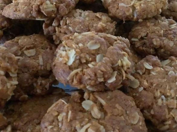 Simple ANZAC Biscuits