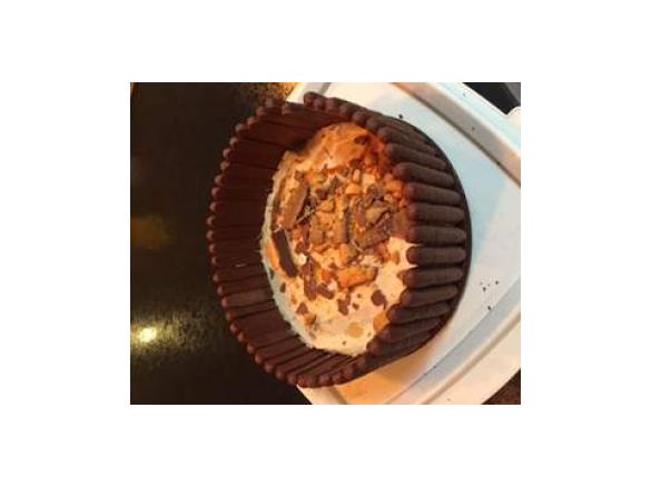 Chocolate Honeycomb cheesecake 