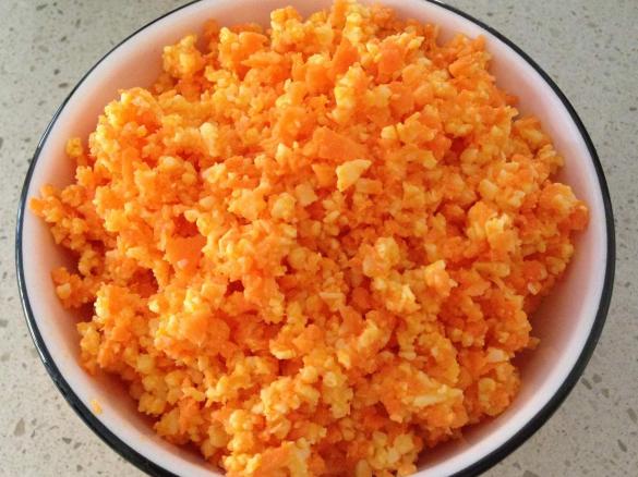 Simple Cheese & Carrot Salad