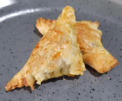 Vegan Spanakopita / Spanakopitakia (Pumpkin, Spinach & Feta triangles)