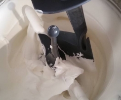 Royal icing for cookie decorating