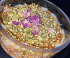 Cream and caramel Kunfa cups.