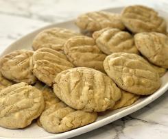 Macadamia, Caramilk and White Chocolate Chip Cookies