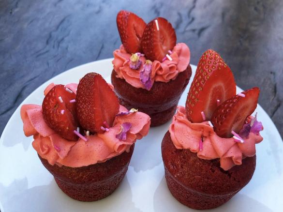 Mashed Up Strawberry Cake